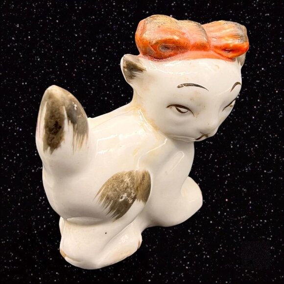 Vintage Ceramic Minis Kitschy Critter Kitty Cat Figurine Attitude W Red Bow 2”T - Picture 2 of 9
